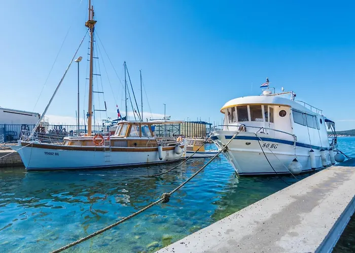 Bosana Biograd Daire Biograd Na Moru